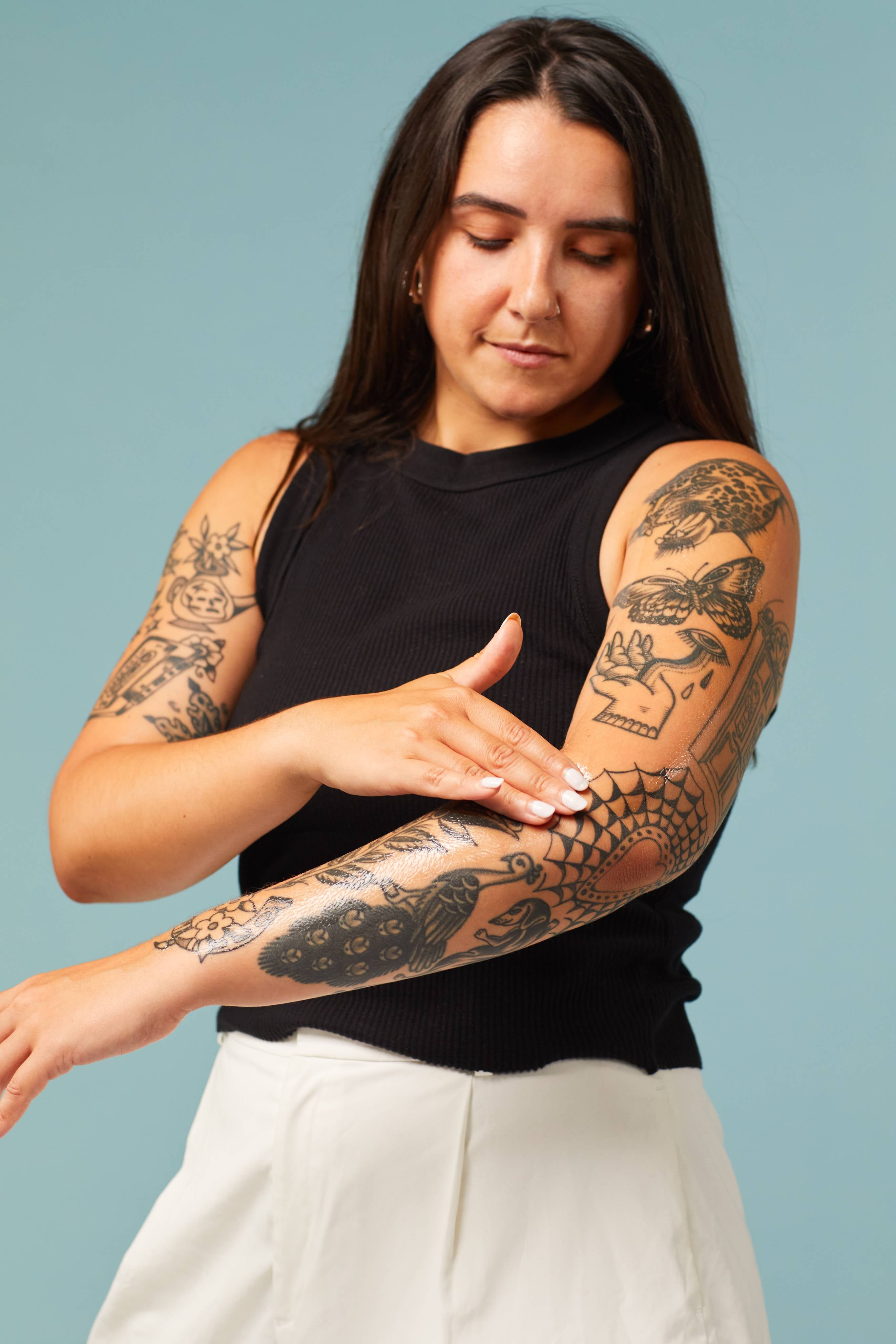 422D8012-B582-2B25-BD2B-A5D4E45D20AA